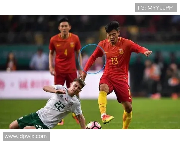 杨伟独家分享足球心得与技巧解析助你提升球技与战术理解 杨伟独家分享足球心得与技巧解析助你提升球技与战术理解