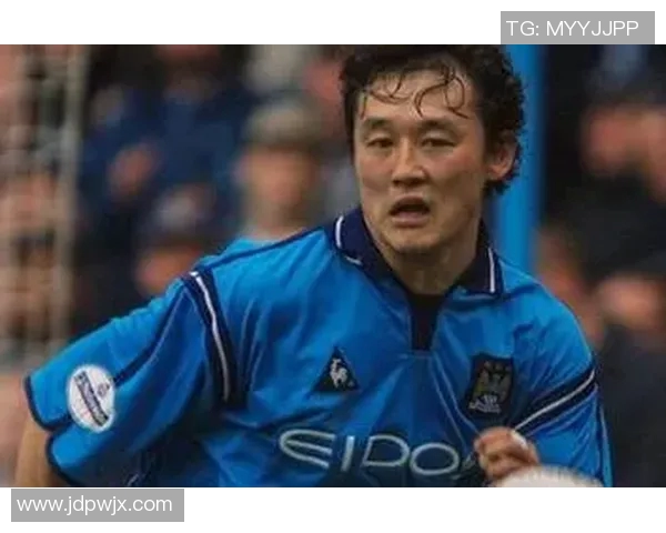 足球明星畅谈中国足球发展现状与未来潜力的深度对话